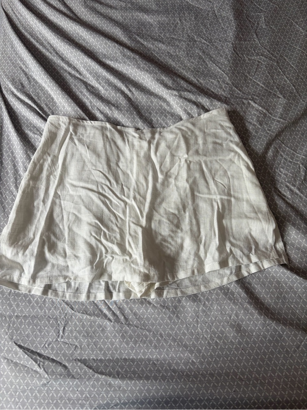 White/Cream Linen-Look Mini Skirt
